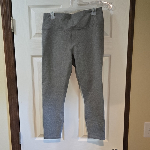 Fabletics Extra Large - Picture 1 of 6